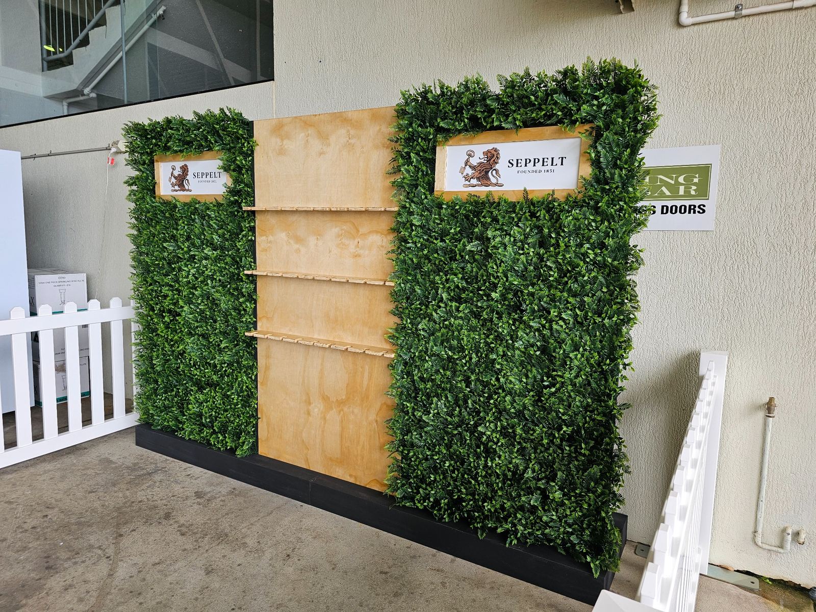 Feature wall